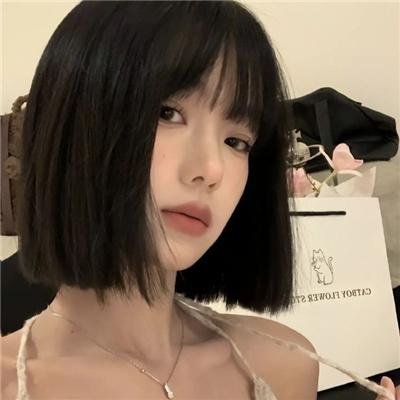 红衣少女